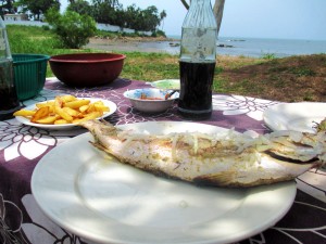 Le poisson braisé