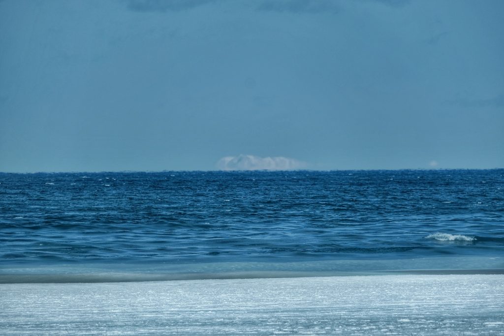 Route en direction du cap Soya et l'île russe de Sakhaline