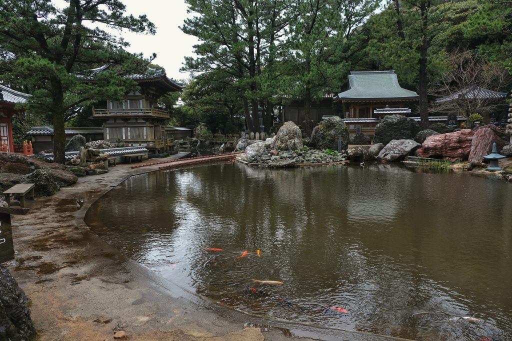 Étang du temple Kongofukuji