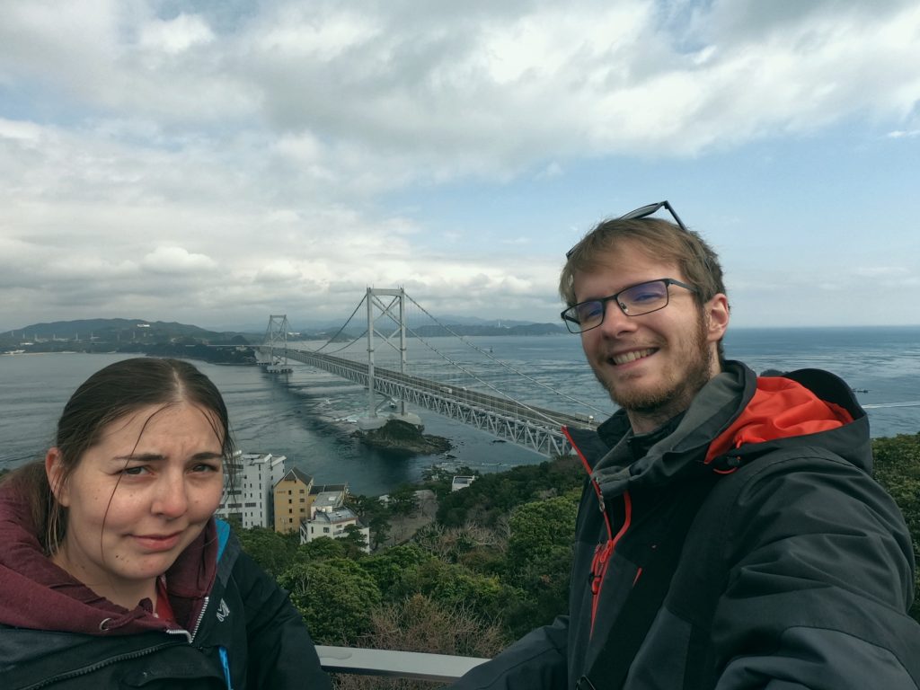Selfie devant le pont de Naruto avant de quitter Shikoku