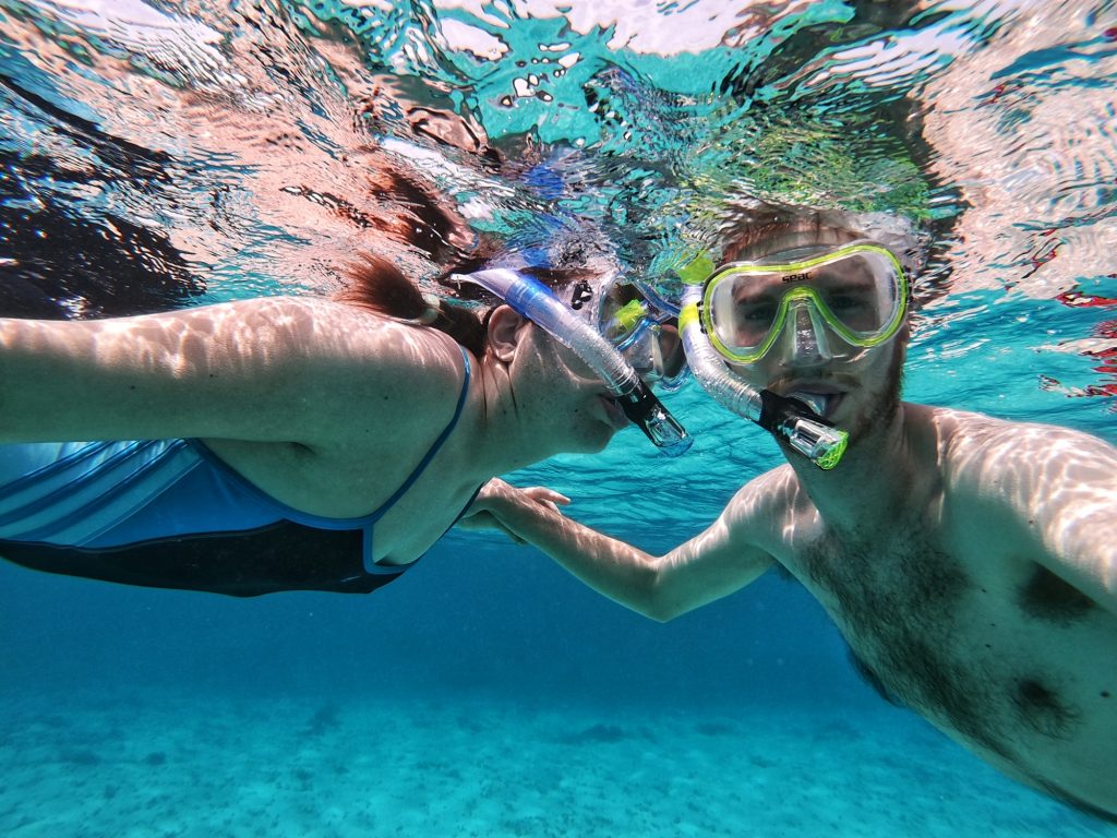 Selfie aquatique, plage de Tokashiku