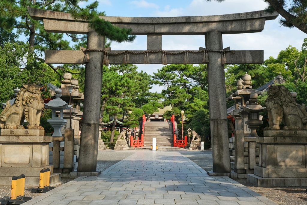 Le torii du sanctuaire Sumiyoshi et le pont Sori Hashi