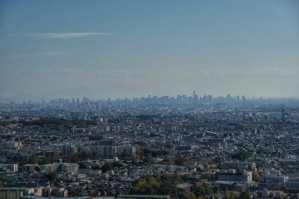 Vue d'Osaka depuis Satsukiyama à Ikeda